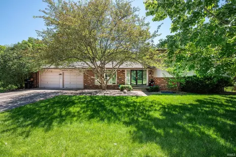 3559 Canterbury Dr, Lafayette, IN 47909