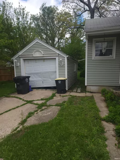 116 Burns Blvd, Fort Wayne, IN 46807