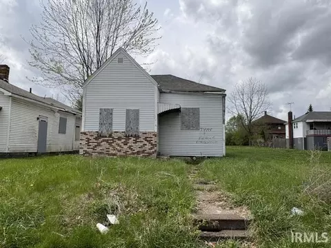 2107 S Jefferson St, Muncie, IN 47302