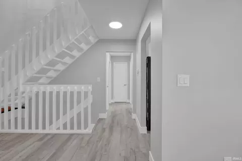 Entry Way - 7380 E Salt Creek Dr, Bloomington, IN 47401 photo 2 of 3