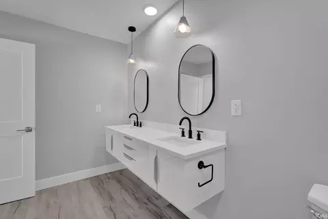 Bath - 7380 E Salt Creek Dr, Bloomington, IN 47401 photo 3 of 5