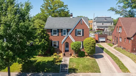 328 W 5th St, Jasper, IN 47546