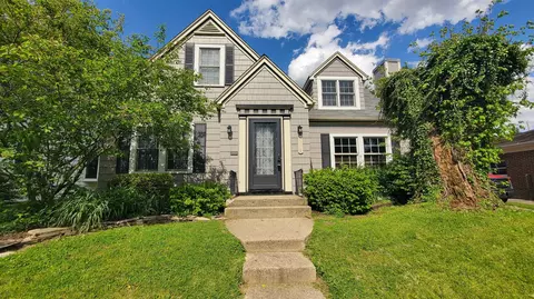 3218 Eastbrook Dr, Fort Wayne, IN 46805
