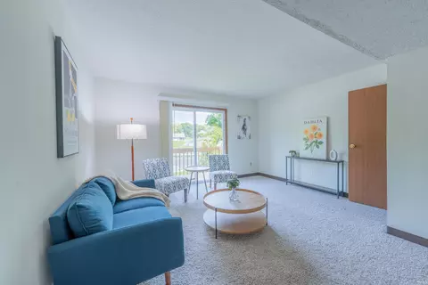 Living - 598 E Graham Pl, Bloomington, IN 47401 photo 3 of 6