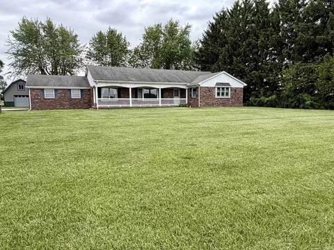 2811 E 100 South Rd, Kokomo, IN 46902