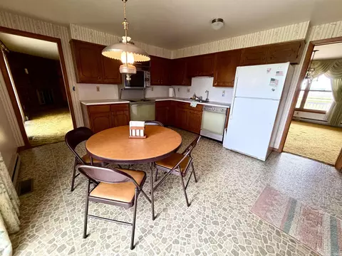 Kitchen - 2811 E 100 South Rd, Kokomo, IN 46902 photo 1 of 4