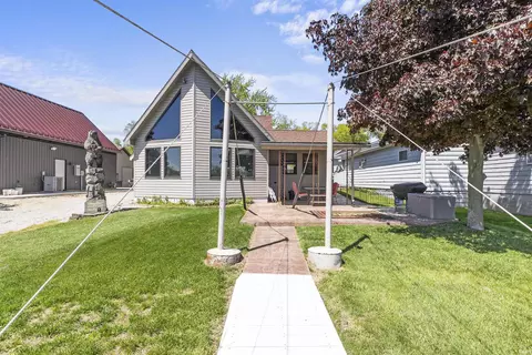2400 E Schram Ave, Columbia City, IN 46725