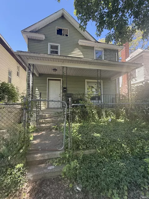 723 N State St, South Bend, IN 46616