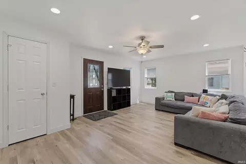 Entry Way - 706 Jackson St, Walkerton, IN 46574 photo 1 of 4