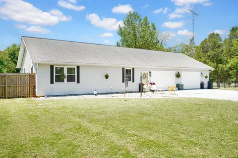 577 Southridge Dr # A, Bedford, IN 47421