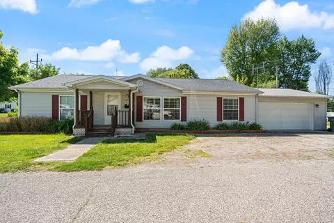 919 E Sheridan St, Warsaw, IN 46580