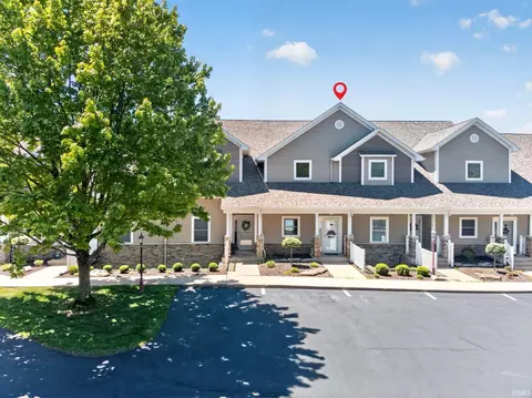 8732 E Smith Dr #E3, Syracuse, IN 46567