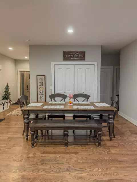 Dining - 1104 E Short Dr, Knox, IN 46534 photo 1 of 2
