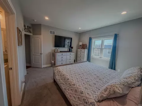 Bedroom - 1104 E Short Dr, Knox, IN 46534 photo 3 of 5