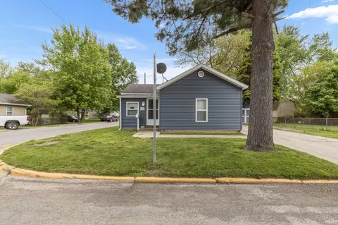 950 E Clark St, Warsaw, IN 46580
