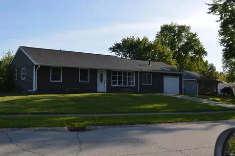 2503 W St Louis Dr, Kokomo, IN 46902
