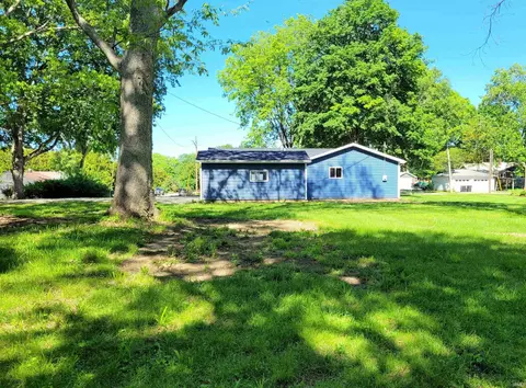 Exterior - 210 N Walnut St, Delphi, IN 46923 photo 3 of 8