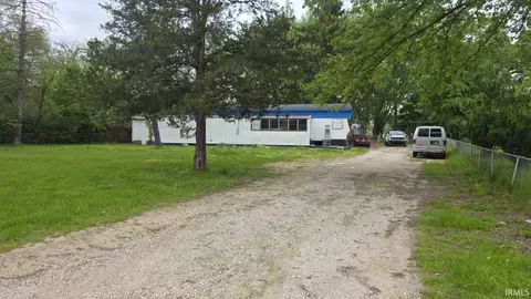 50675 Donna St, Elkhart, IN 46514