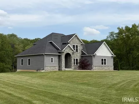 8210 Rose Rd, Plymouth, IN 46563