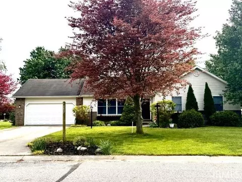 19402 Yoder Dr, Goshen, IN 46528