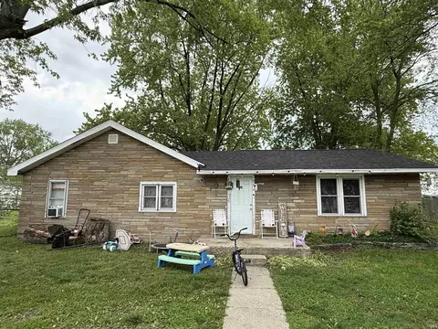 1926 W 11th St, Marion, IN 46953