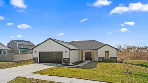 203 W Longfellow Blvd, Columbia City, IN 46725