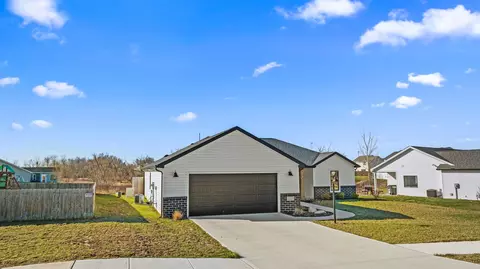 203 W Longfellow Blvd, Columbia City, IN 46725