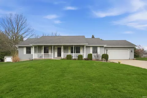 426 E Lynnwood Dr, Warsaw, IN 46580