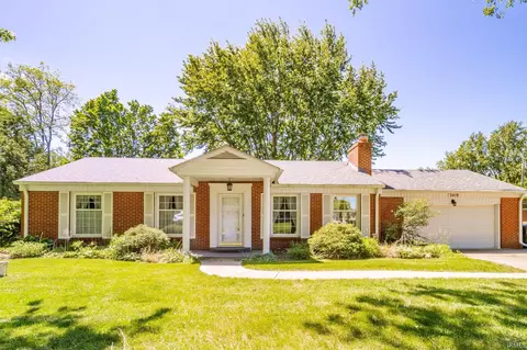 2419 Melody Ln, Anderson, IN 46012