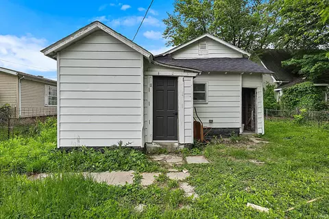 Exterior - 118 Mcclellan St, Windfall, IN 46076 photo 2 of 6