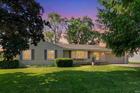 Exterior - 1821 Billy Dr, Fort Wayne, IN 46818 photo 1 of 6