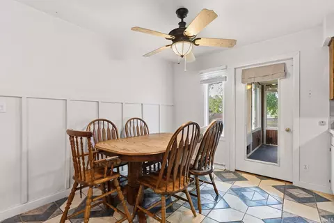 Dining - 1821 Billy Dr, Fort Wayne, IN 46818 photo 1 of 2