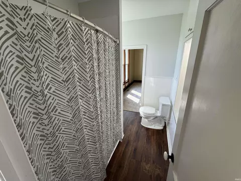 Bath - 108 E 2nd St, Peru, IN 46970 photo 2 of 3