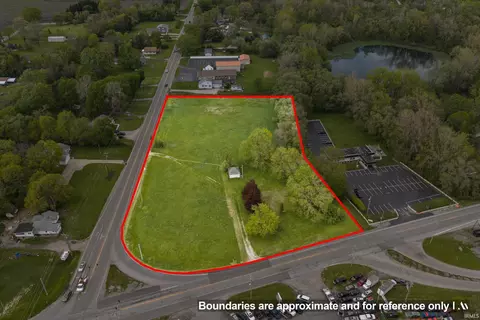 59374 Mayflower Rd, South Bend, IN 46614