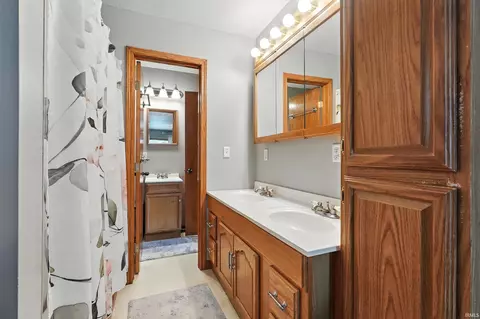 Bath - 1630 S 485 E, Lagrange, IN 46761 photo 2 of 2