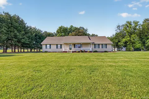 504 E 100 S Rd, Washington, IN 47501 photo 2