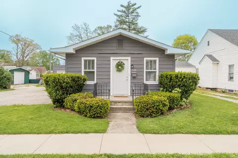 904 N Wayne St, North Manchester, IN 46962