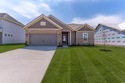 3163 Goswell Dr, Newburgh, IN 47630