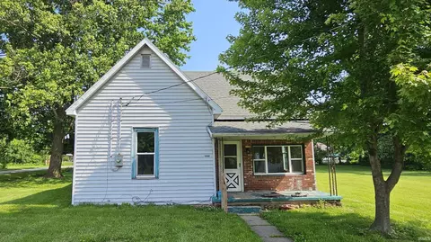 13354 W First St, Jasonville, IN 47438
