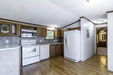 5200 N 325 E, Howe, IN 46746 photo 22
