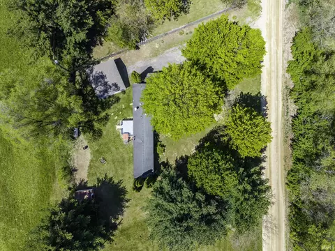 5200 N 325 E, Howe, IN 46746 photo 7