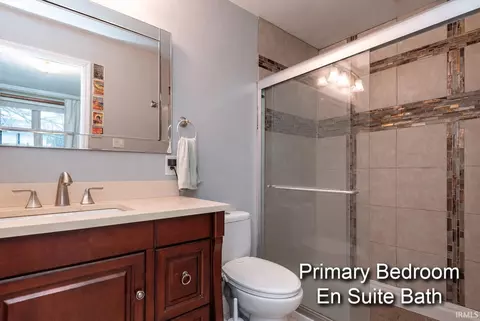 Bath - 120 E Dixie St, Bloomington, IN 47401 photo 1 of 3