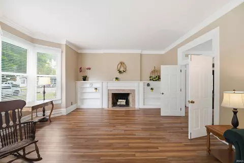 Living - 507 E Main St, Delphi, IN 46923 photo 2 of 2