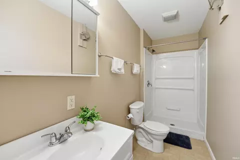 Bath - 507 E Main St, Delphi, IN 46923 photo 5 of 6