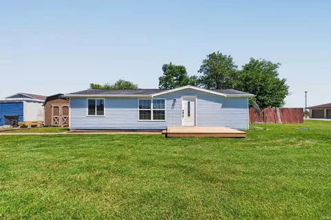 13037 Young Rd, Evansville, IN 47725