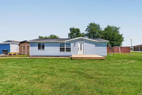 13037 Young Rd, Evansville, IN 47725