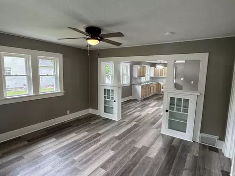 Living - 809 Walnut St, Decatur, IN 46733 photo 2 of 2