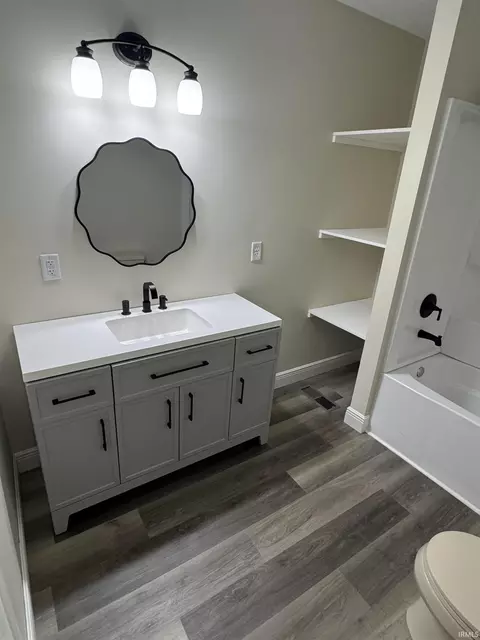 Bath - 809 Walnut St, Decatur, IN 46733 photo 1 of 2