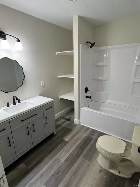 Bath - 809 Walnut St, Decatur, IN 46733 photo 2 of 2