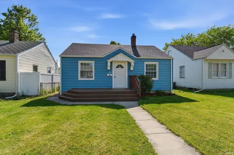 2021 Hollywood Pl, South Bend, IN 46616